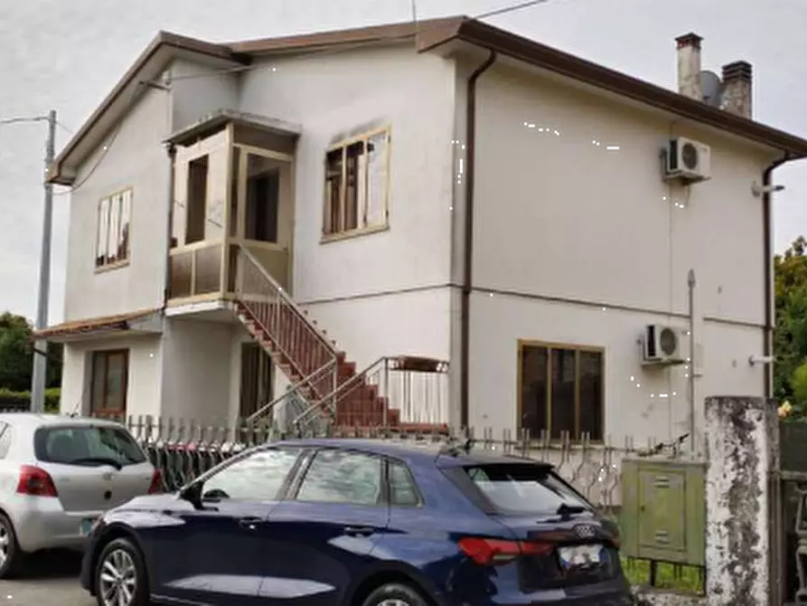 Immagine 3 di Casa bifamiliare in vendita  in Via Gonfo a Noventa Di Piave