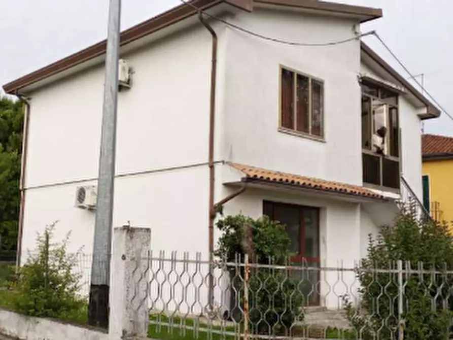 Immagine 9 di Casa bifamiliare in vendita  in Via Gonfo a Noventa Di Piave