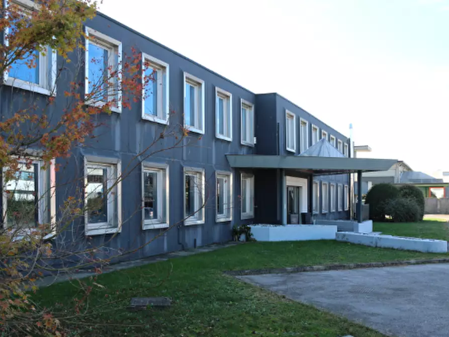 Immagine 2 di Capannone industriale in vendita  in Via dell'Industria a Cornuda