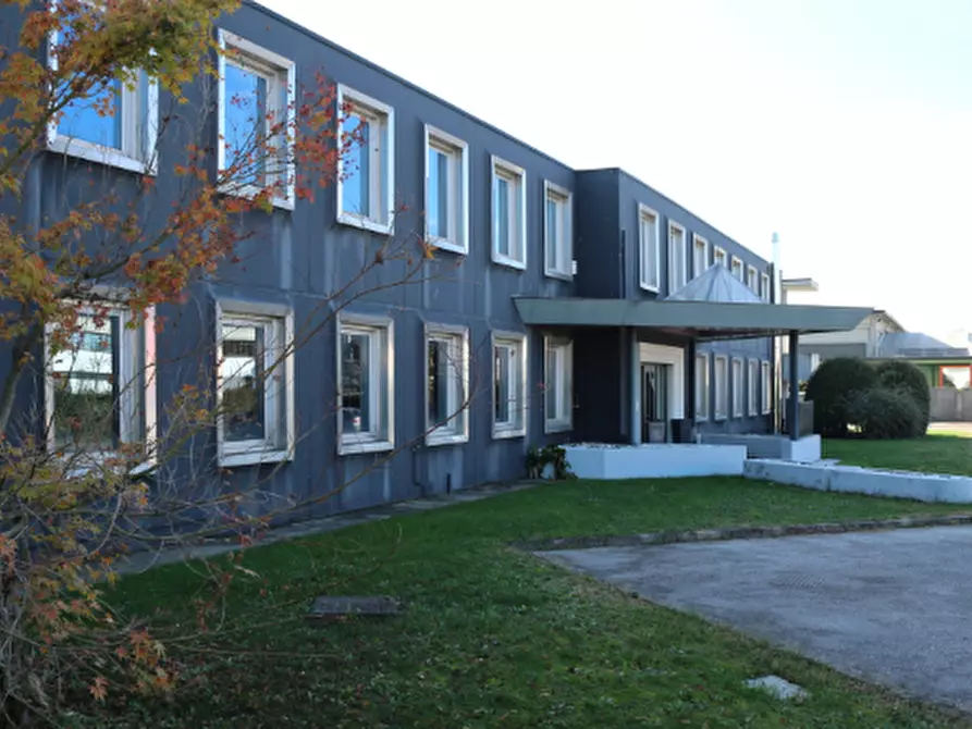 Immagine 3 di Capannone industriale in vendita  in Via dell'Industria a Cornuda