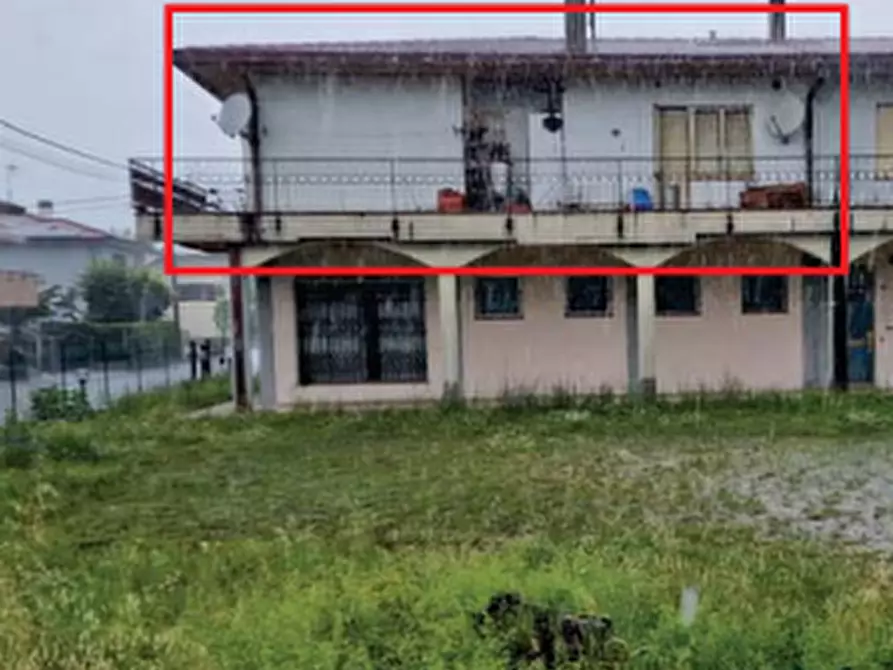 Immagine 2 di Porzione di casa in vendita  in Via Crevada a San Pietro Di Feletto