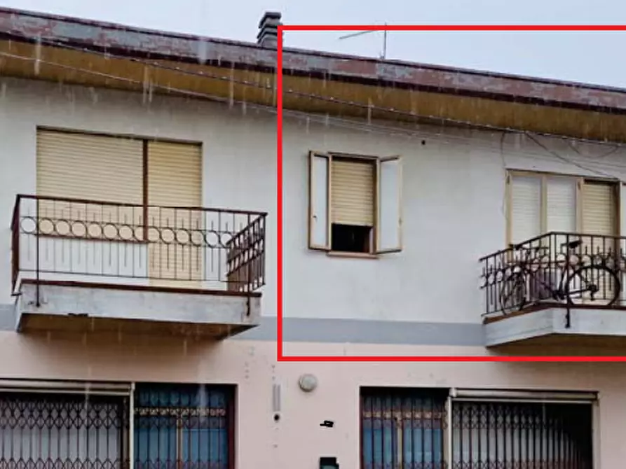 Immagine 3 di Porzione di casa in vendita  in Via Crevada a San Pietro Di Feletto