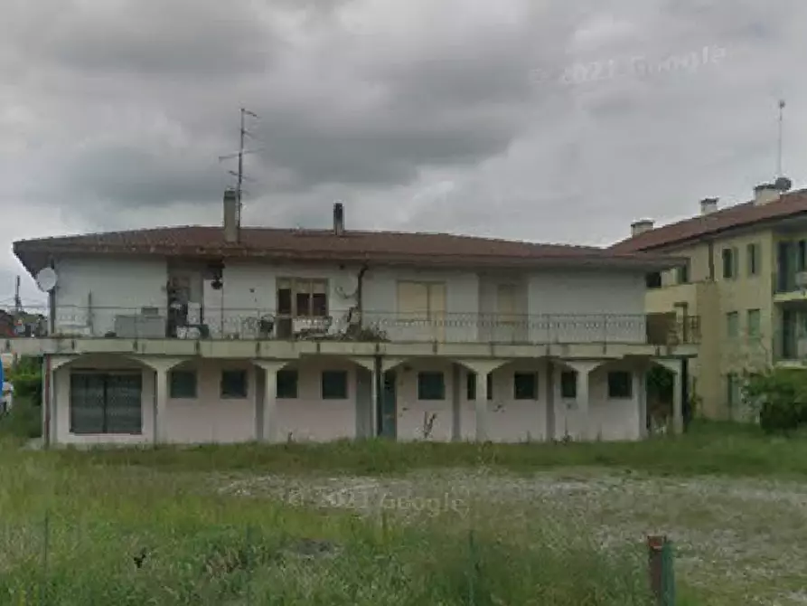 Immagine 4 di Porzione di casa in vendita  in Via Crevada a San Pietro Di Feletto