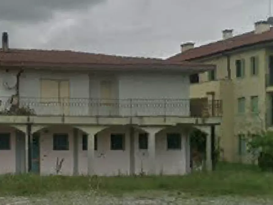 Immagine 16 di Porzione di casa in vendita  in Via Crevada a San Pietro Di Feletto