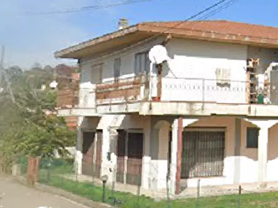 Immagine 21 di Porzione di casa in vendita  in Via Crevada a San Pietro Di Feletto