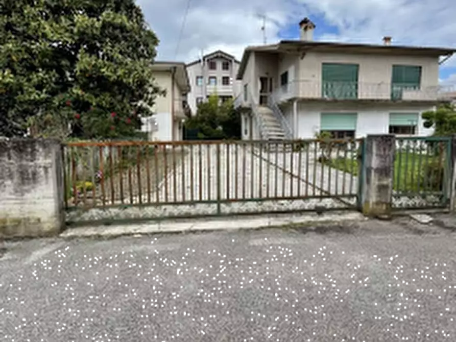 Immagine 16 di Appartamento in vendita  in Via Martiri a Crocetta Del Montello