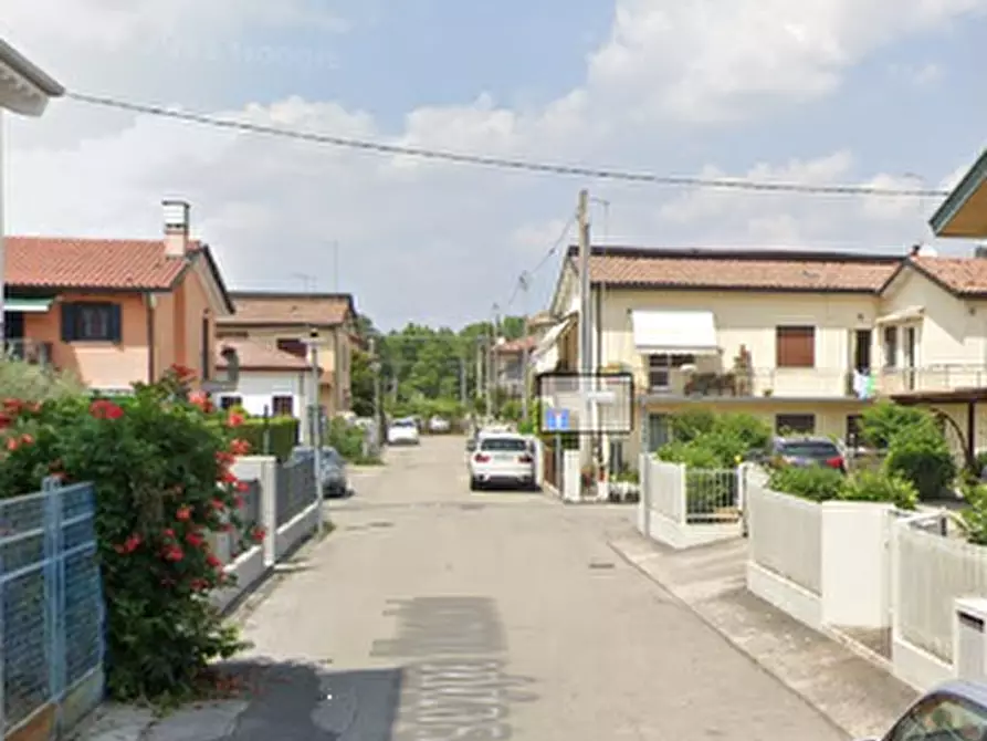 Immagine 20 di Appartamento in vendita  in Via G. Mazzini a Zero Branco