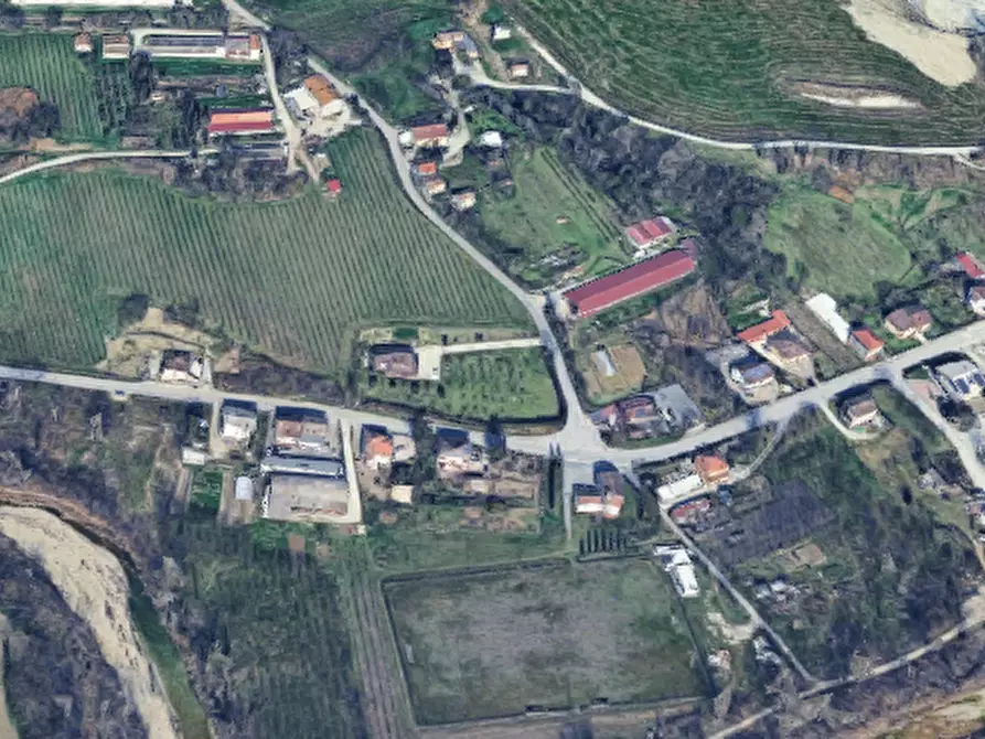 Immagine 9 di Villa in vendita  in Via Giuseppe di Vittorio a Borghi