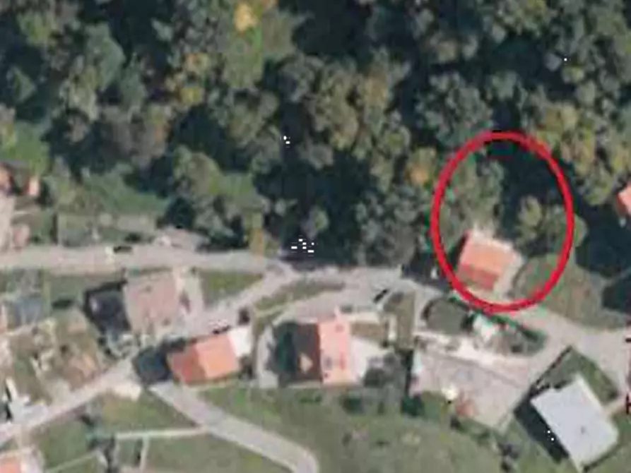 Immagine 3 di Porzione di casa in vendita  in Via Tomasei a Tambre