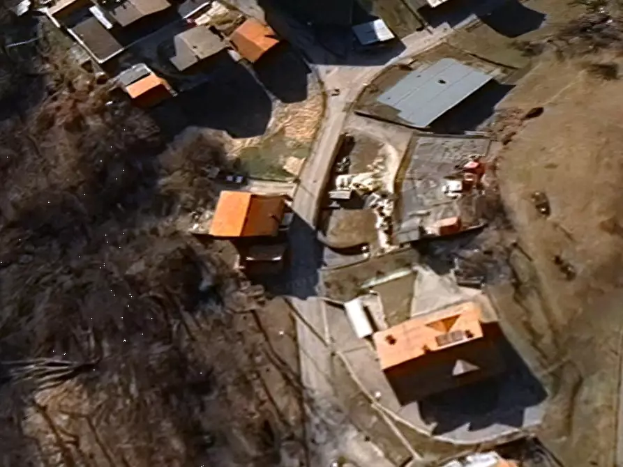 Immagine 10 di Porzione di casa in vendita  in Via Tomasei a Tambre