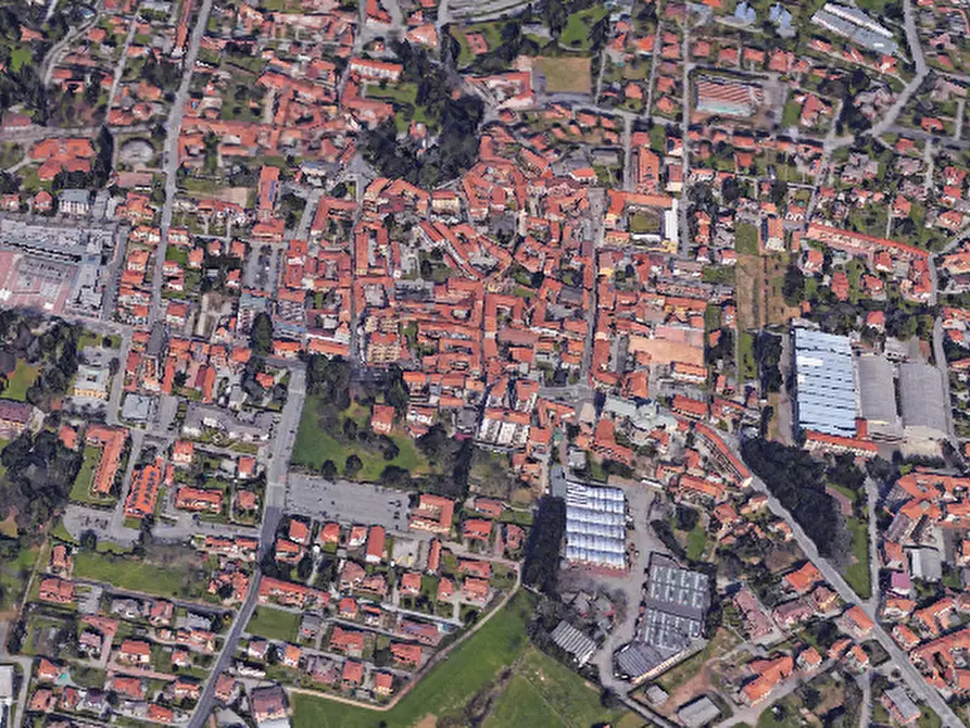 Immagine 14 di Negozio in vendita  in Via Parini a Olgiate Comasco