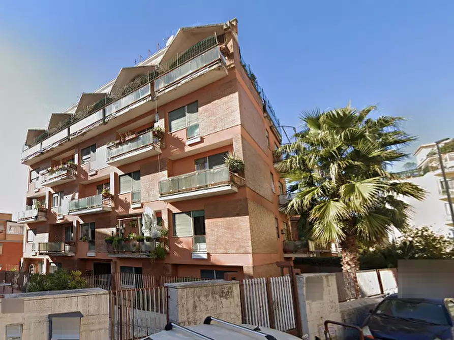 Immagine 2 di Appartamento in vendita  in Via Clemente IX a Roma