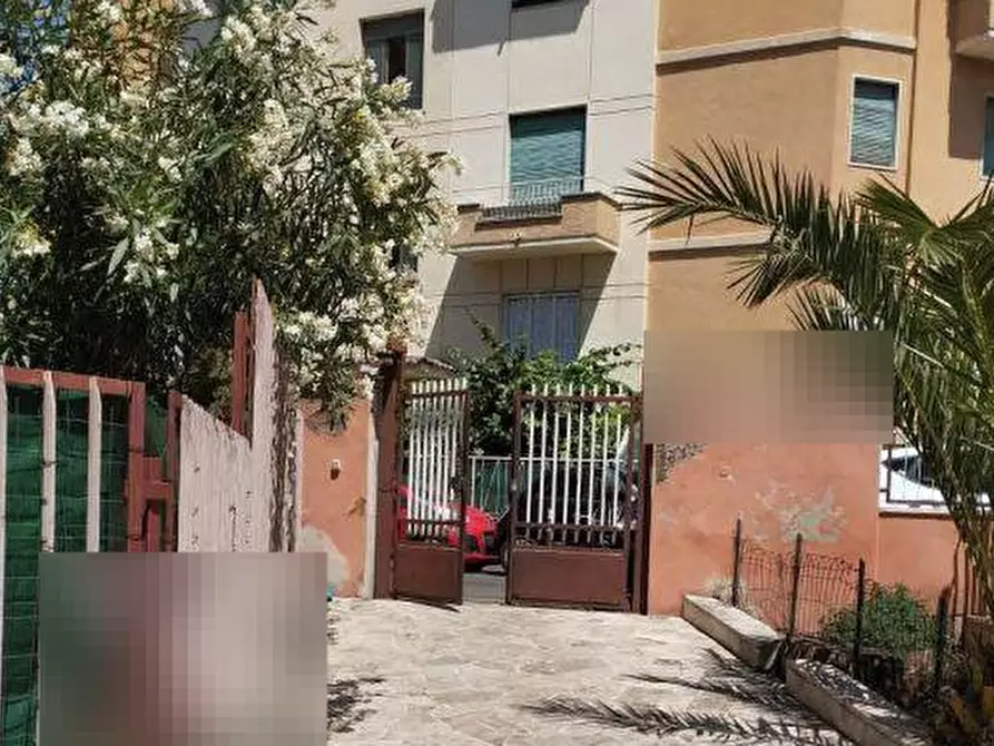 Immagine 4 di Appartamento in vendita  in Via Clemente IX a Roma