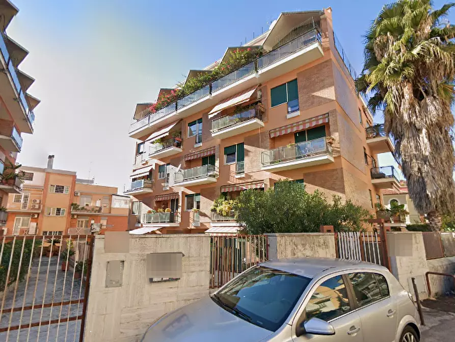 Immagine 7 di Appartamento in vendita  in Via Clemente IX a Roma