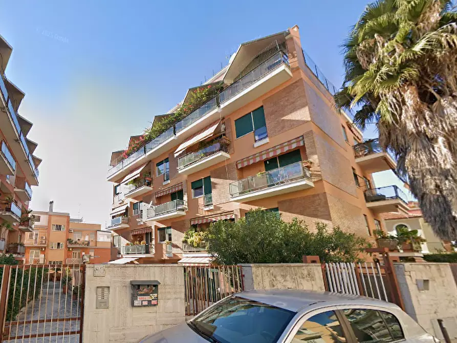 Immagine 19 di Appartamento in vendita  in Via Clemente IX a Roma