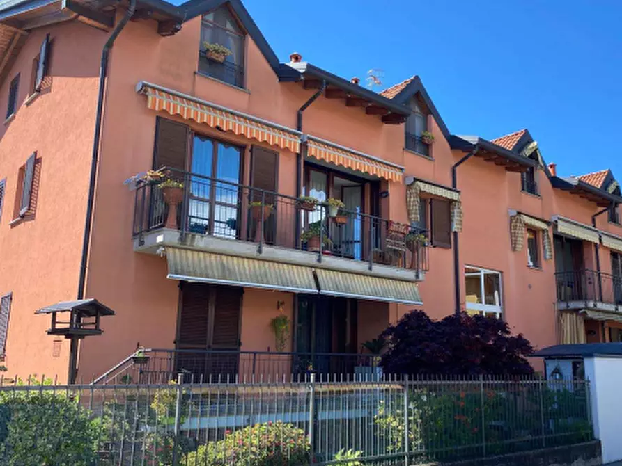 Immagine 1 di Appartamento in vendita  in Via S. Michele a Venegono Inferiore