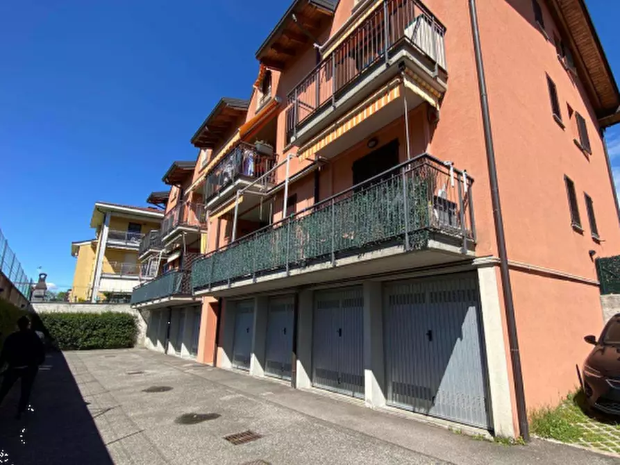Immagine 8 di Appartamento in vendita  in Via S. Michele a Venegono Inferiore