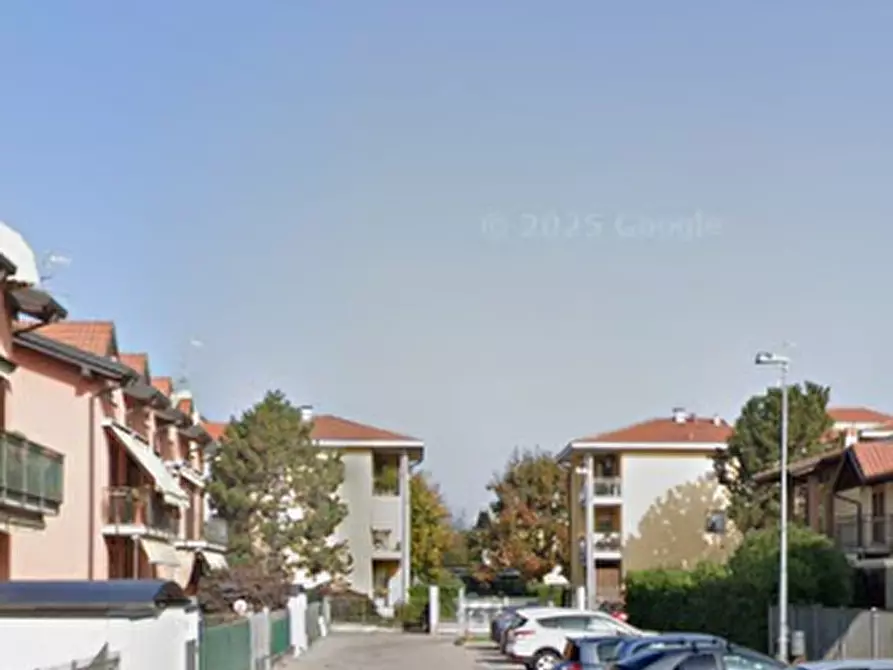 Immagine 14 di Appartamento in vendita  in Via S. Michele a Venegono Inferiore
