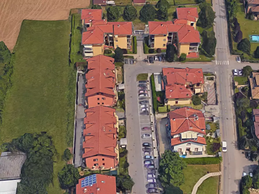 Immagine 15 di Appartamento in vendita  in Via S. Michele a Venegono Inferiore