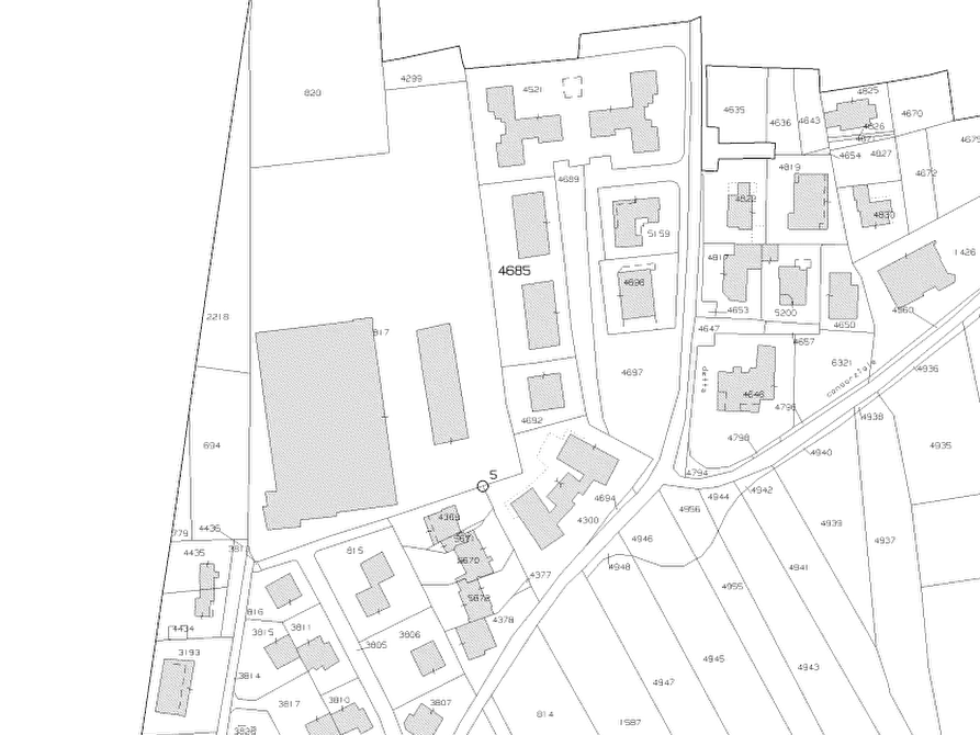 Immagine 21 di Appartamento in vendita  in Via S. Michele a Venegono Inferiore