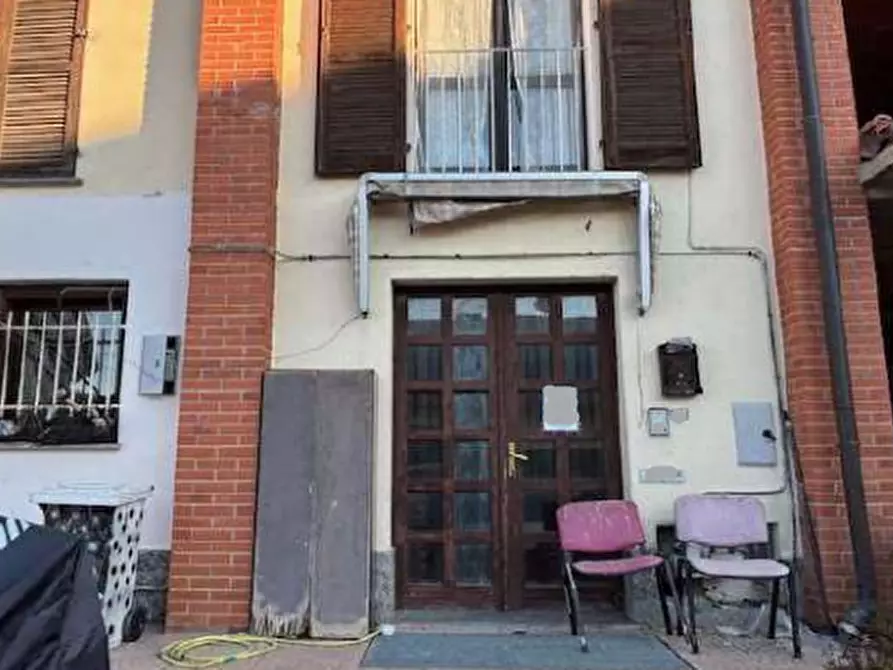 Immagine 2 di Appartamento in vendita  in Via Garibaldi a Venegono Superiore