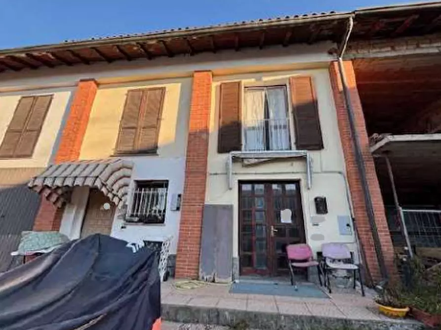 Immagine 1 di Appartamento in vendita  in Via Garibaldi a Venegono Superiore