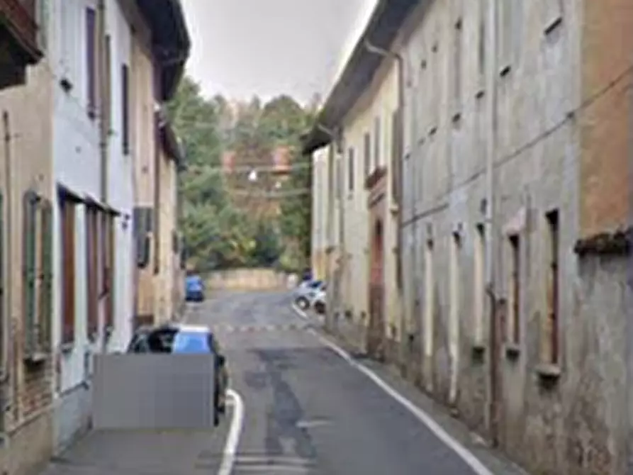 Immagine 9 di Appartamento in vendita  in Via Garibaldi a Venegono Superiore