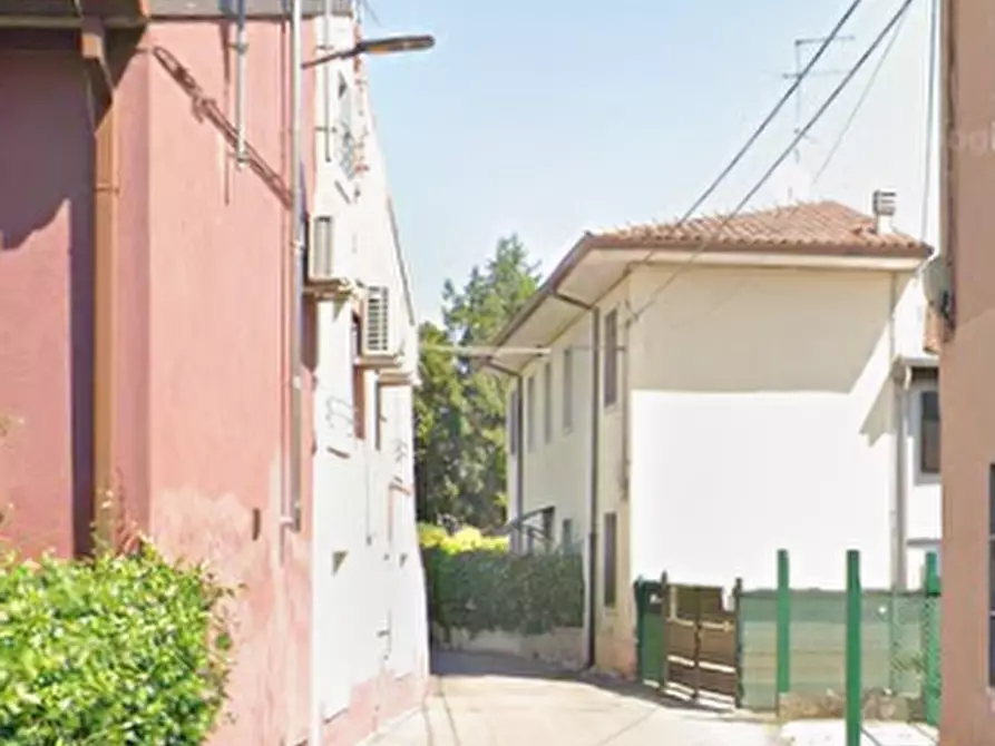 Immagine 8 di Appartamento in vendita  in Via Barrucchella a Verona