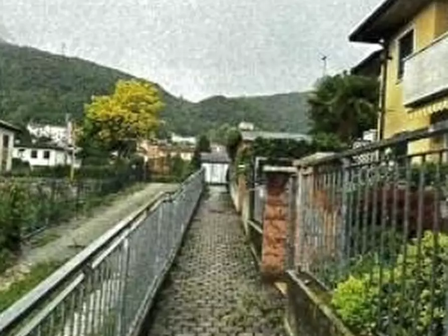 Immagine 5 di Appartamento in vendita  in Via Trento a Piovene Rocchette