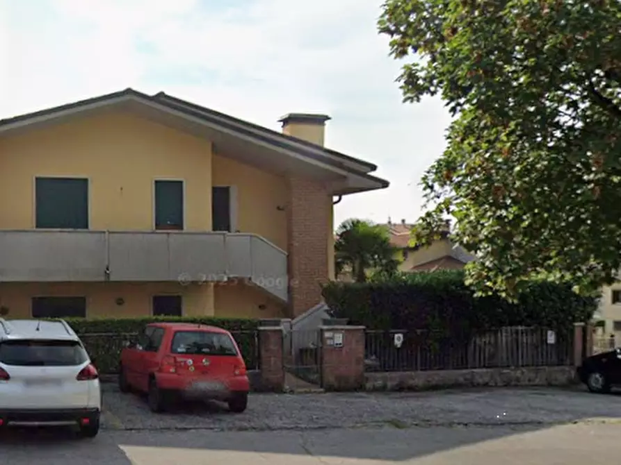 Immagine 14 di Appartamento in vendita  in Via Trento a Piovene Rocchette