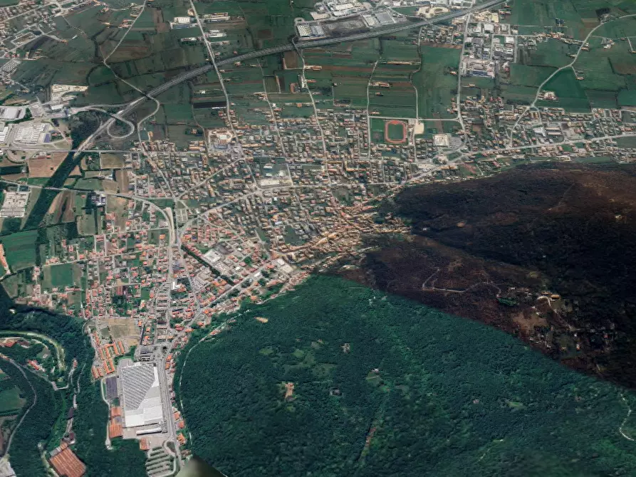 Immagine 18 di Appartamento in vendita  in Via Trento a Piovene Rocchette