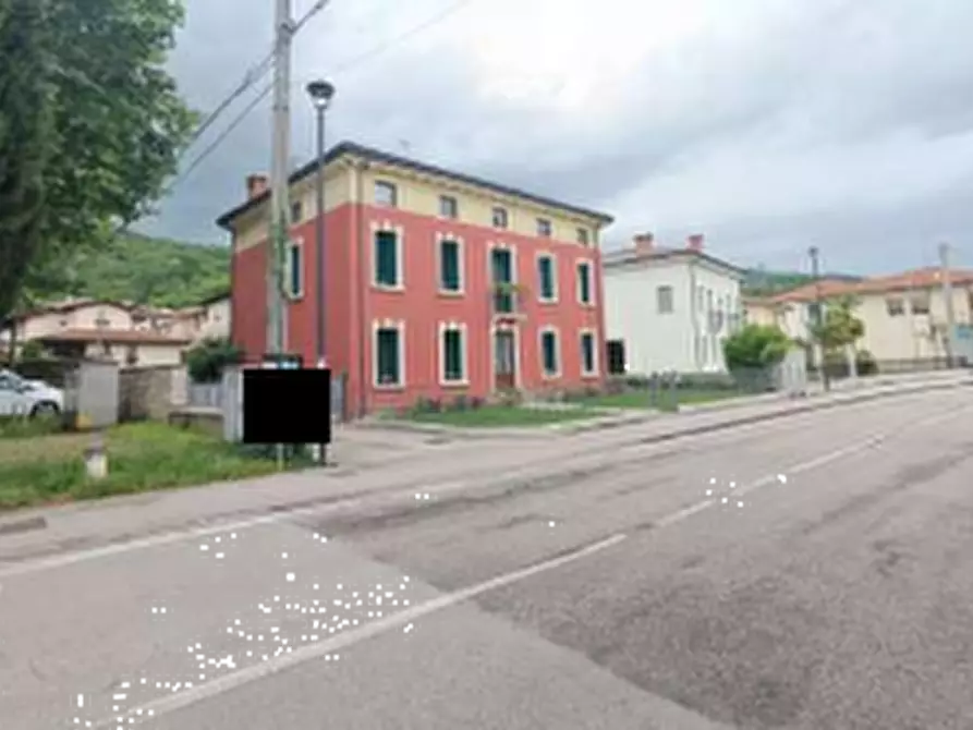 Immagine 3 di Villa in vendita  in Via Pieve a Chiampo