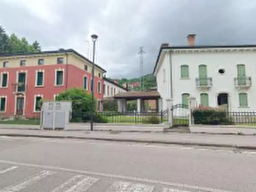 Immagine 4 di Villa in vendita  in Via Pieve a Chiampo