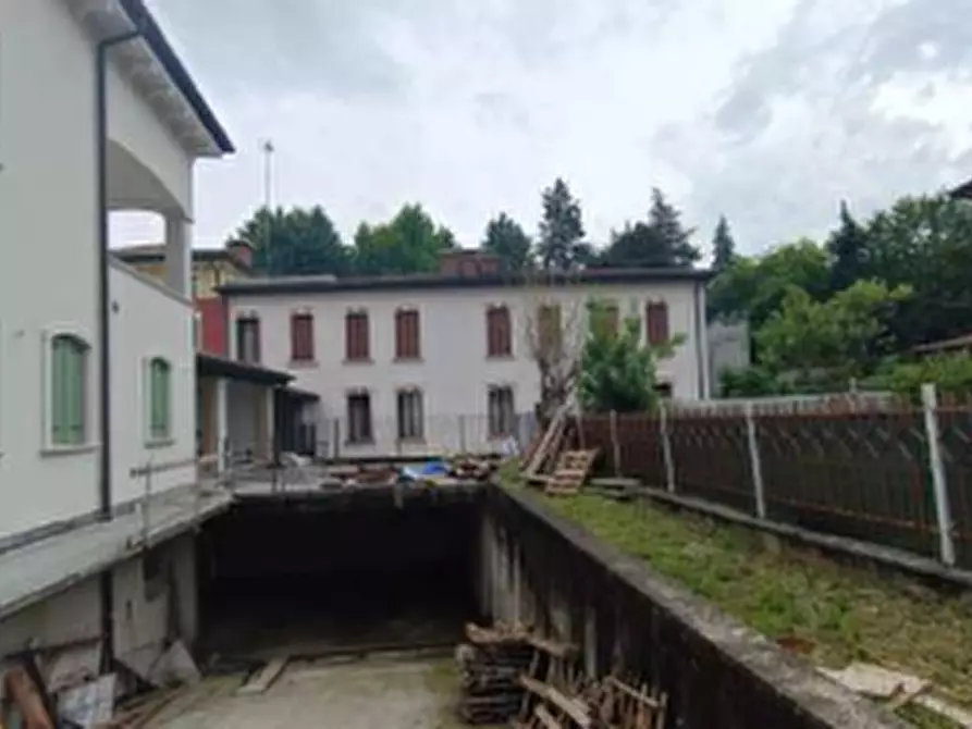 Immagine 9 di Villa in vendita  in Via Pieve a Chiampo