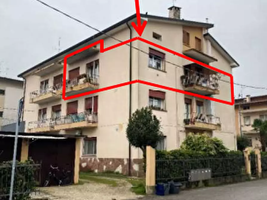 Immagine 1 di Appartamento in vendita  in Via Antonio Fantuzzi a Pordenone