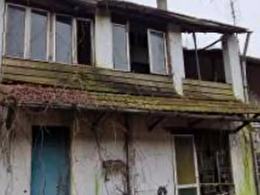 Immagine 3 di Casa indipendente in vendita  in Via Pieve  a Fontanafredda