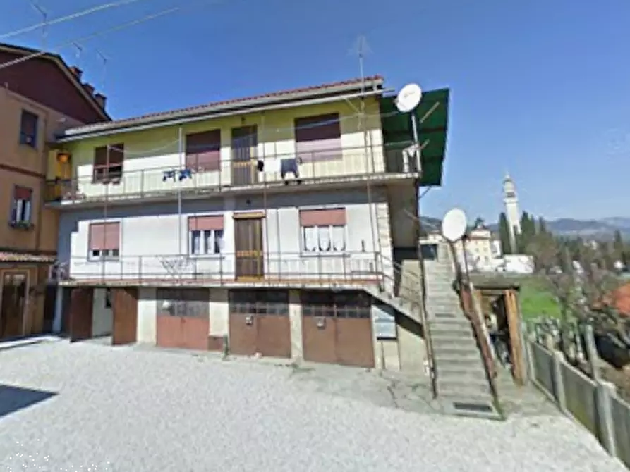 Immagine 10 di Appartamento in vendita  in Via Cima Campodavanti a Chiampo