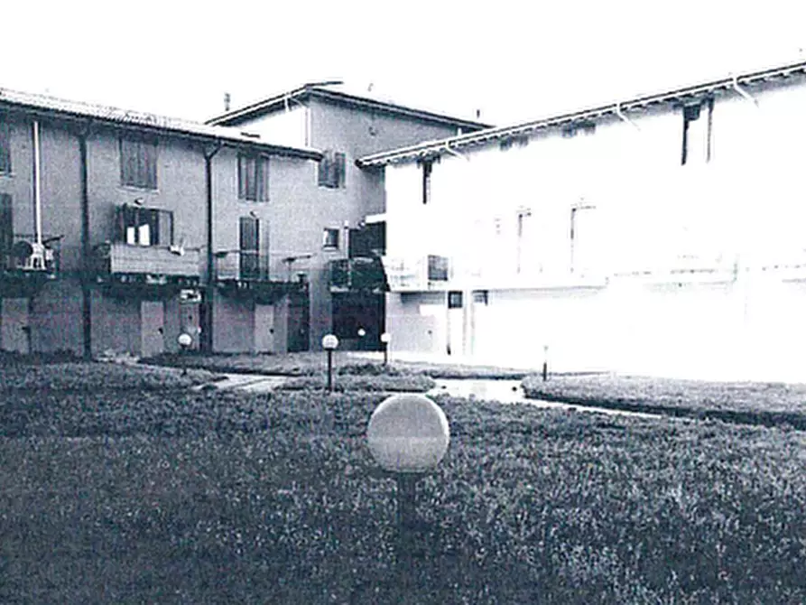 Immagine 1 di Casa indipendente in vendita  in Via Libertà a Gambolo'