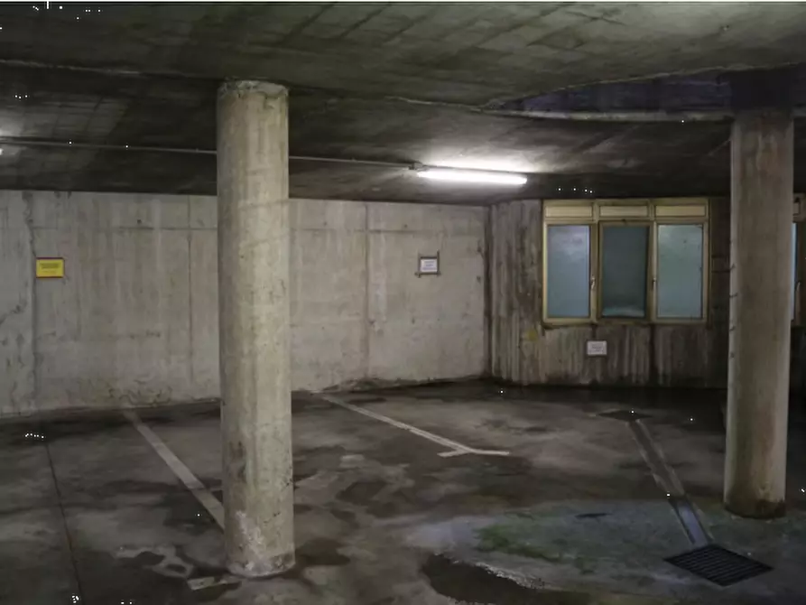 Immagine 6 di Ufficio in vendita  in Largo Parolini a Bassano Del Grappa