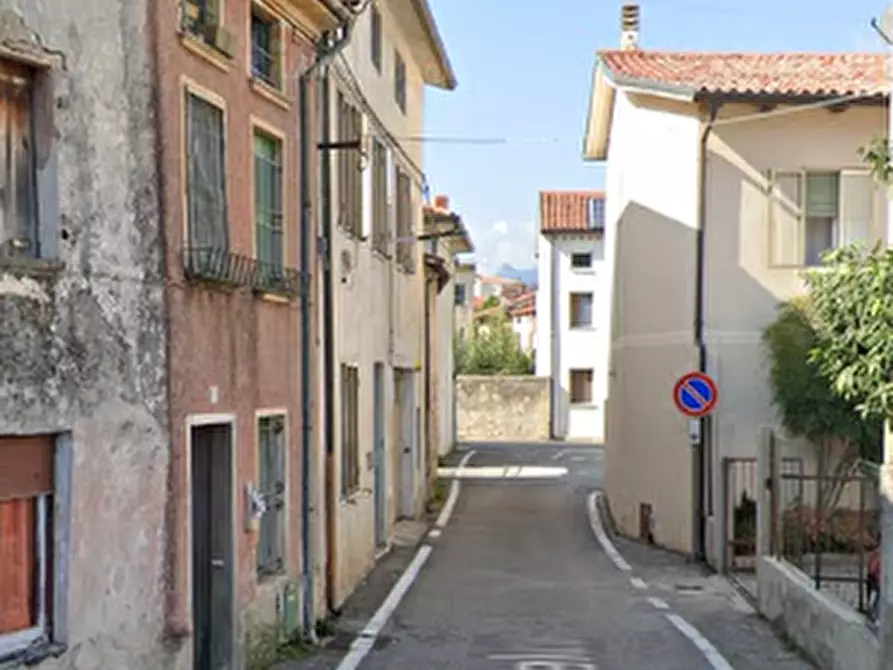 Immagine 4 di Porzione di casa in vendita  in Via G. Garibaldi a Chiuppano