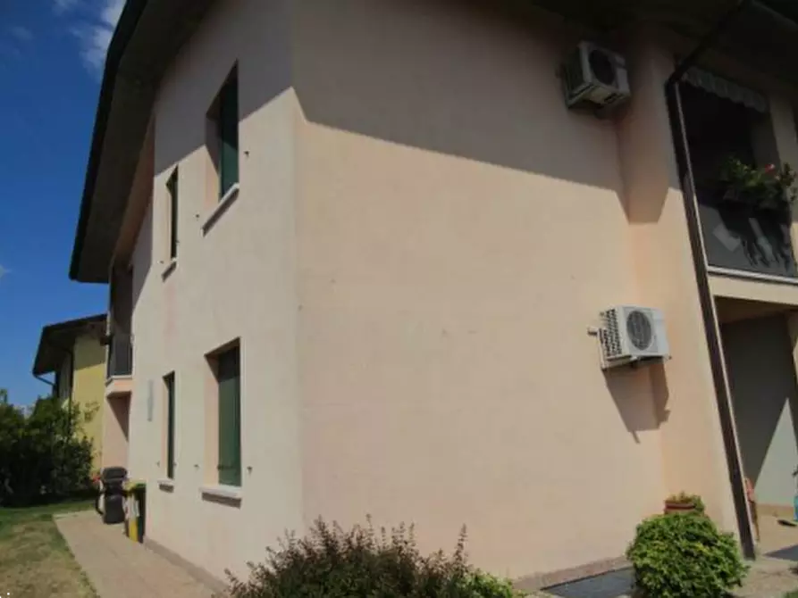 Immagine 4 di Appartamento in vendita  in Via Bressani a Tezze Sul Brenta