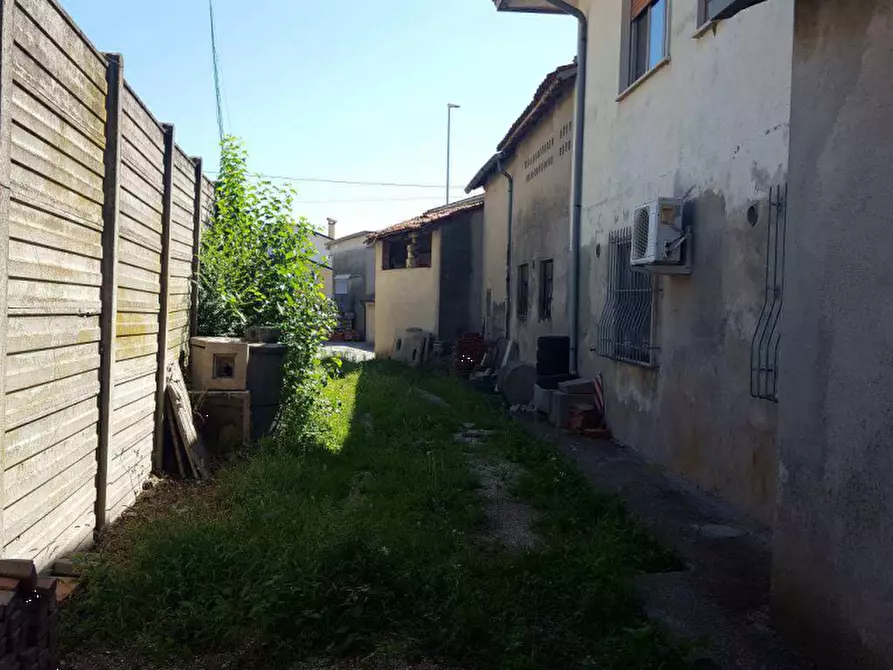 Immagine 5 di Appartamento in vendita  in Via Ca' Silvestre a Nanto