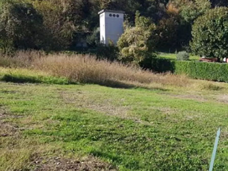 Immagine 3 di Terreno edificabile in vendita  in Via Ludovico Ariosto a Chiampo