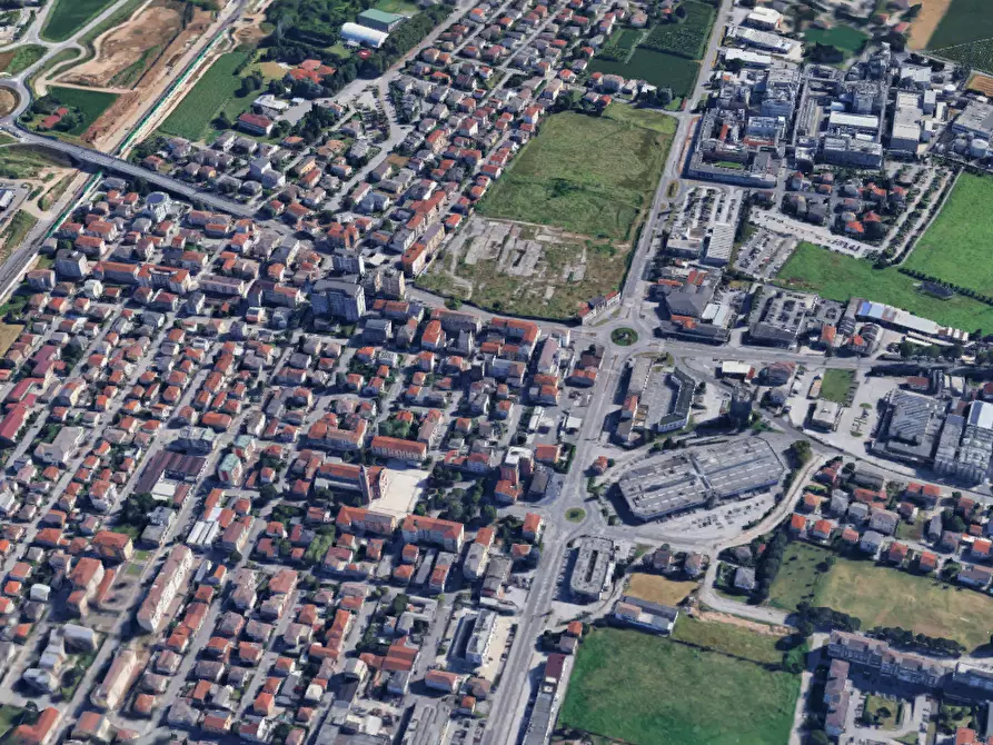 Immagine 9 di Negozio in vendita  in Viale Trieste a Montecchio Maggiore