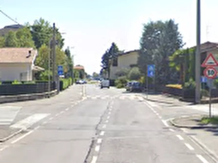 Immagine 10 di Appartamento in vendita  in Via Francesco Balicco a Martinengo