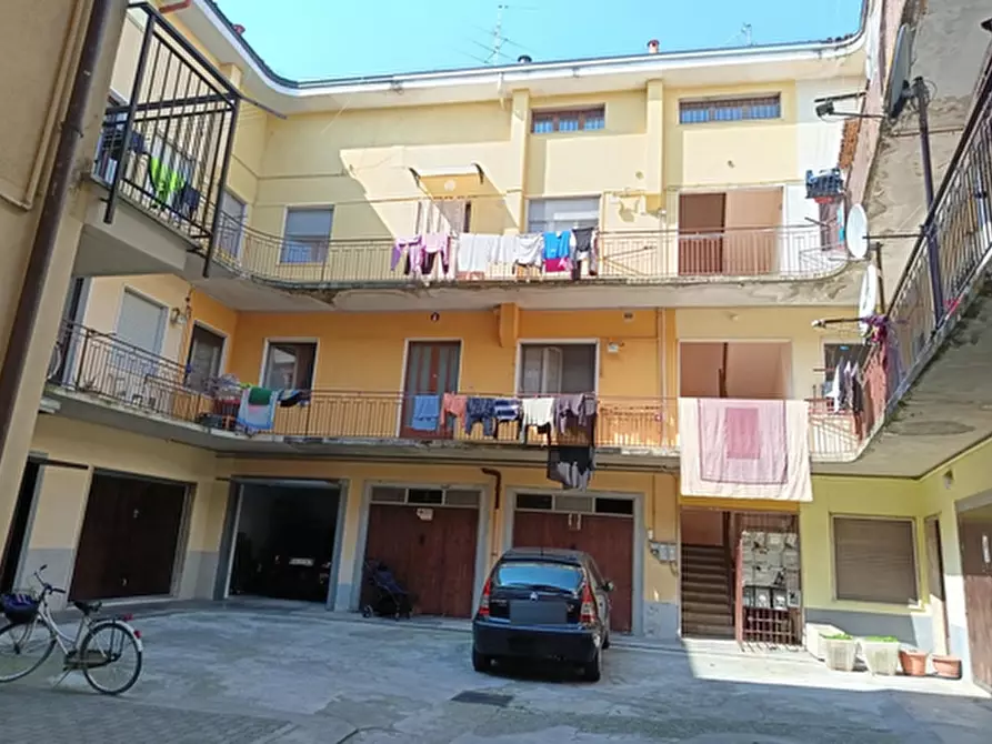 Immagine 7 di Appartamento in vendita  in Vicolo del Carso a Cologno Al Serio
