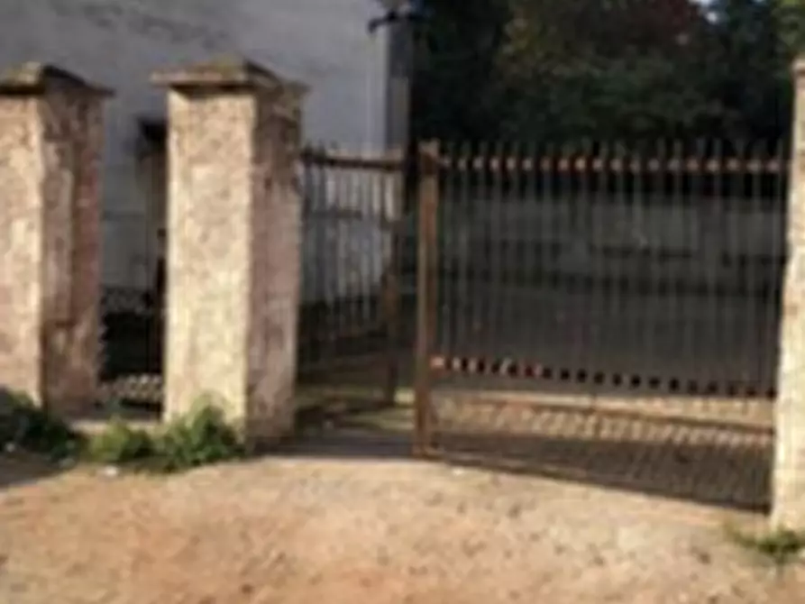 Immagine 2 di Appartamento in vendita  in Via Adige a Vigevano