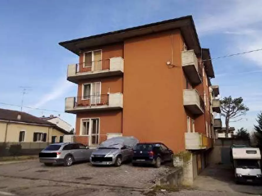 Immagine 2 di Appartamento in vendita  in Via Gramsci a Villafranca Di Verona