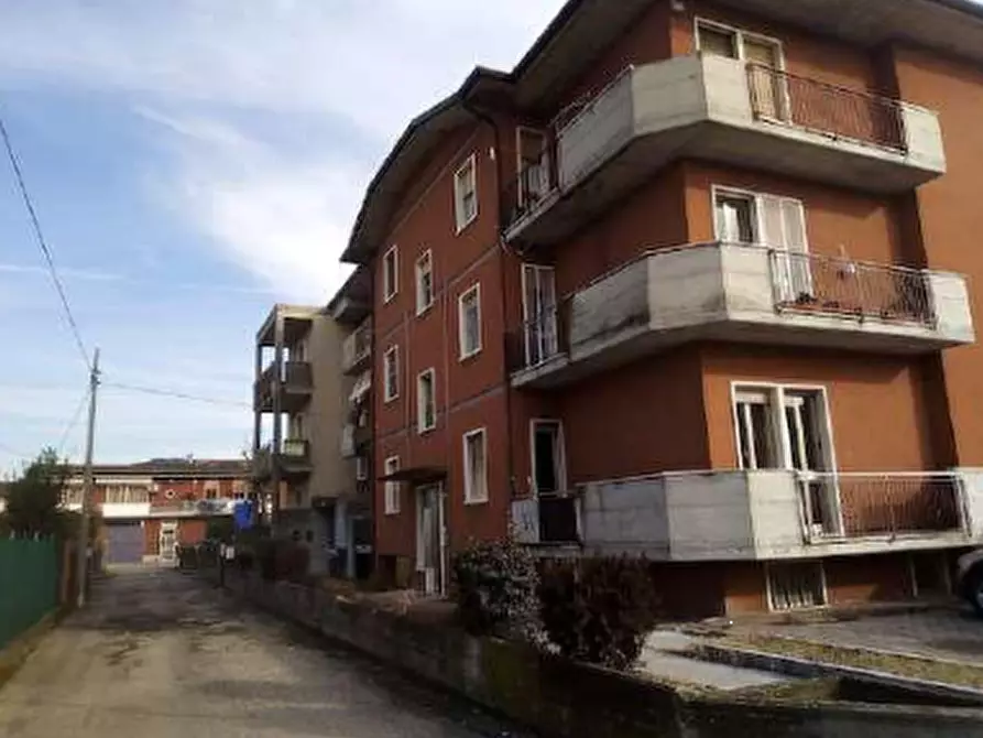 Immagine 4 di Appartamento in vendita  in Via Gramsci a Villafranca Di Verona