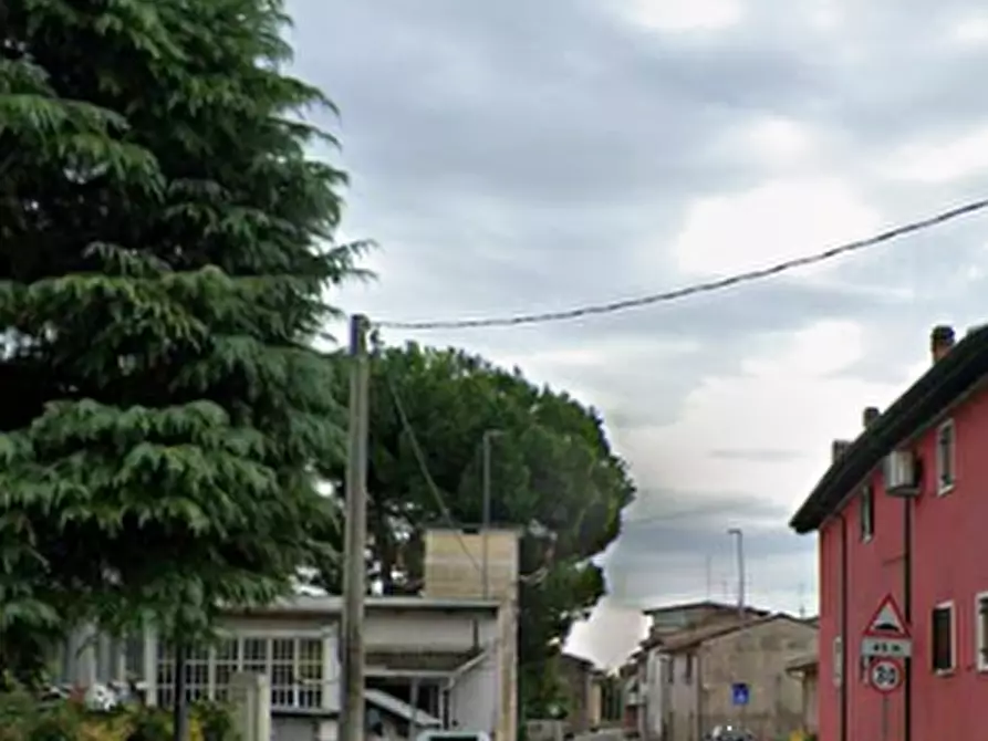 Immagine 11 di Appartamento in vendita  in Via Gramsci a Villafranca Di Verona